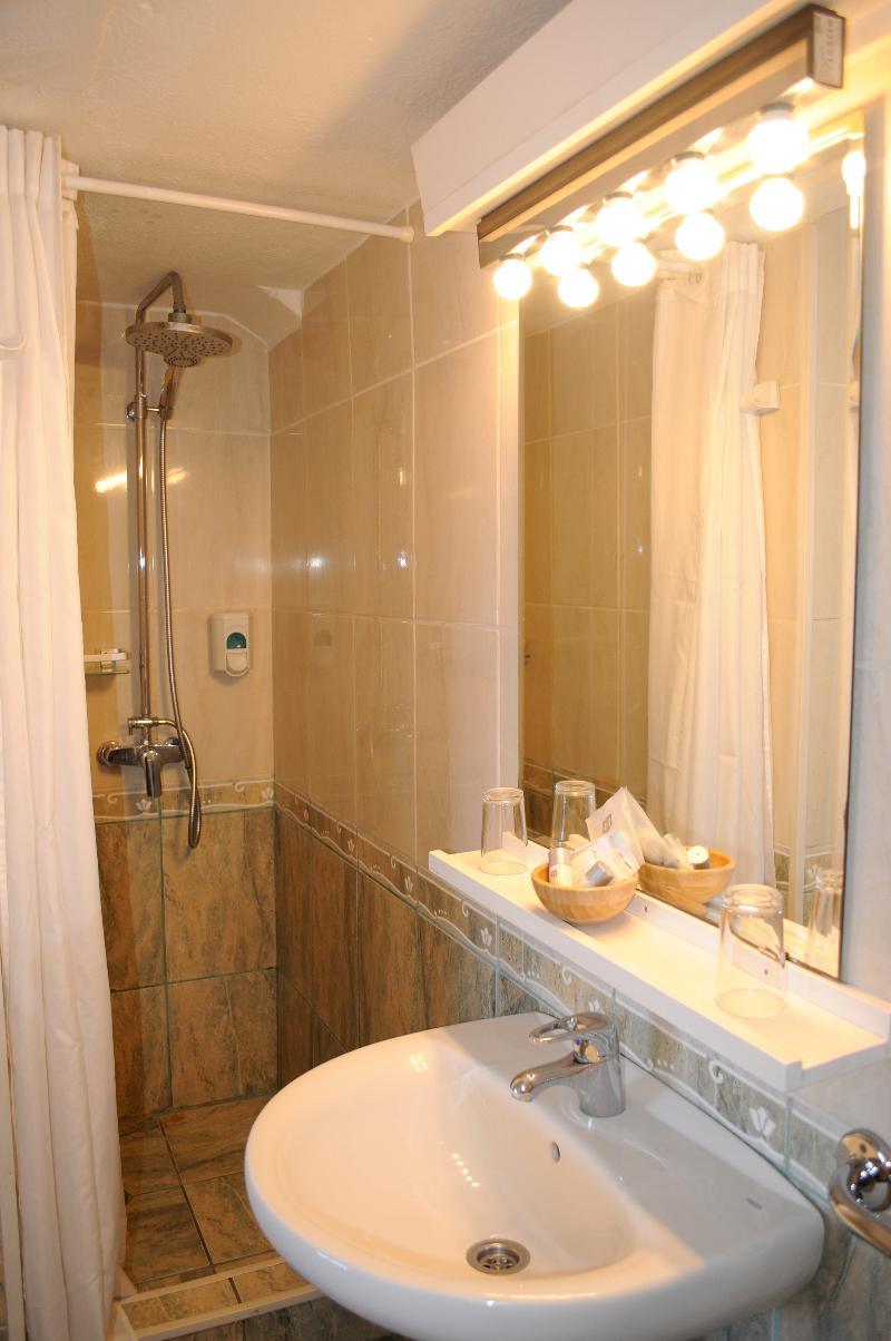 Villa Las Flores Адехе Екстериор снимка