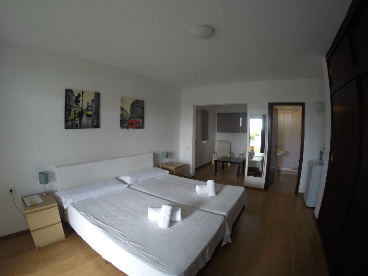 Villa Las Flores Адехе Екстериор снимка